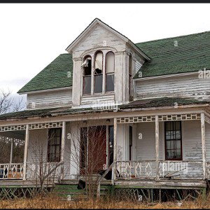 Broken Home. SMQ 🪙🪙