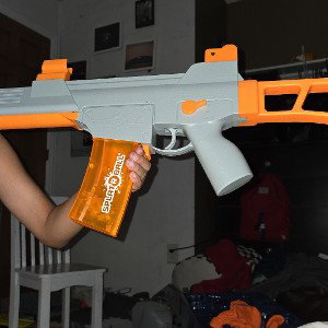 I pull up with my gel gun, bitch, you better run
