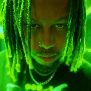Shaking My Dreads