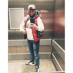Dezent Dekadent Viral kein Blend setz den neuen Trend wie damals 50 Cent bis die Bühne brennt. 