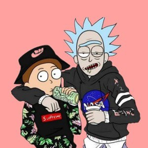 LIL TAYLAY PULL OUT A STRAP 