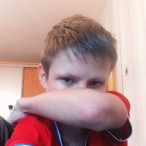 Влад-2(трек) это будет нормально скоро выйдет в декабре 31 декабря