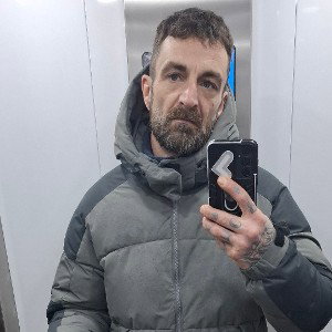 "Un día más" – Letra (40 versos)