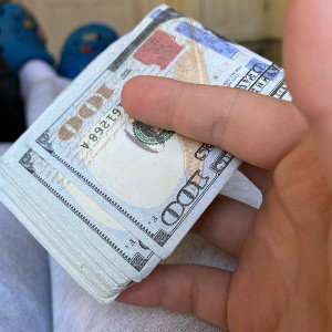The rich don’t stand on the knees