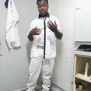 Twushotz- 💔less 2022-12-13 19_31