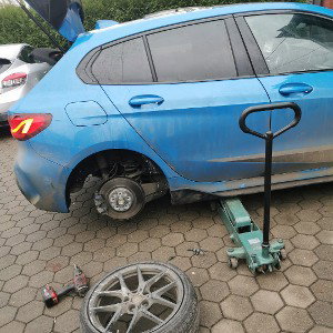 freestyle z rozjebana bmk żeby z nie myśleli że wzyciu jest lekko