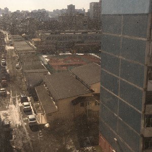 нас учили