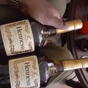 markus hop x stixx x Shy money- Loyal