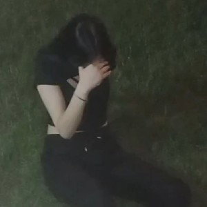Ay Parlıyor