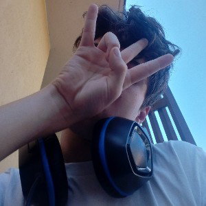 Di chi ti puoi fidare? |. AG 