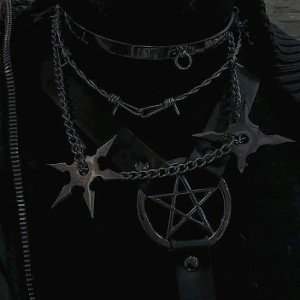 Acursed world _260Thug