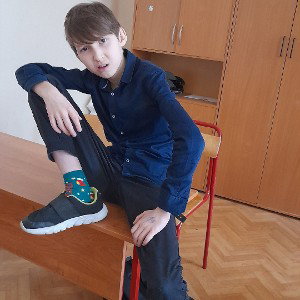 добрый в ковычках