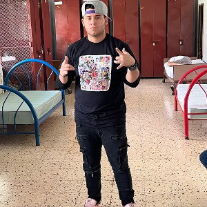 Bad Bunny - Yonaguni (Video Oficial) 2