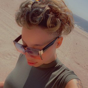 The plain Jane - Yahni Redd 