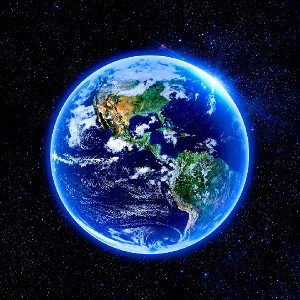 THY WHOL3 WORLD(2010)