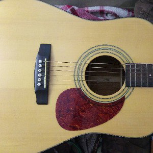 guitar playing with beat