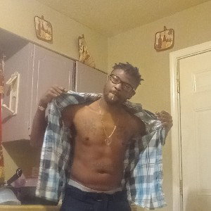 im big dick nigga with full clip on my waist line