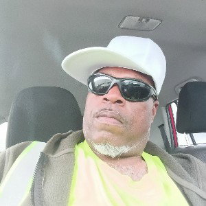 pay me Dee's Entertainment 