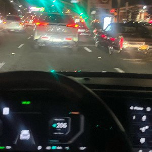 Hit It Twice (20:18:40)