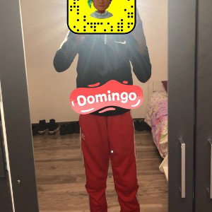 Dentro oblock tja caba na foot dentro o Block tja caba na hook sínt no joke we putting niggasz on The smoke 🚬🚬😈 guns 🔫 i