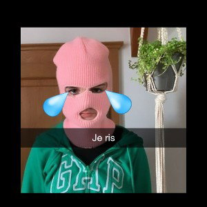 Le banger en approche il s'appelle cagoule rose