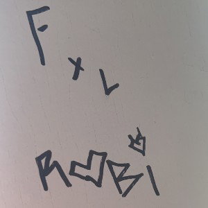 inlove - fxlrobi 