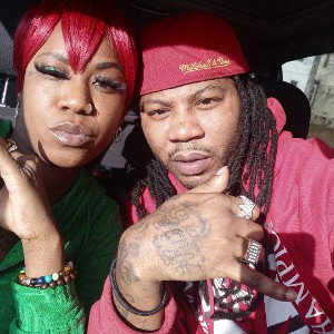 Beezly& Twin 
