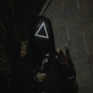 Squid Games - 오징어 게임 (ft. Shadow Mask) (prod. Floyzi Beats)