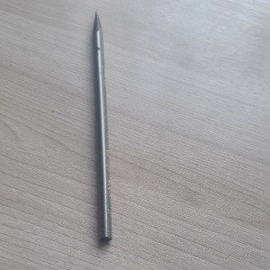 наточенный карандаш