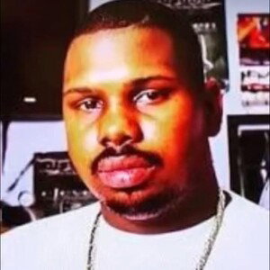 "CHOP EM UP RAW " XRATED RASHEED FROM DOPEHOUSE OGSETAMAIN TOM POE ON TRACK