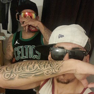 La andamos zumbando 💥🍁💎🤙- Darell MonteKing""