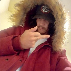 ahhh
bad to the bone 
im ready to have a cone
here o come with my free flow
i smoke trees
i do it on a down low
fuck wha