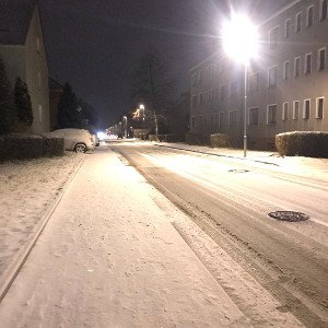 Zahodil jsi naše kamarádství pro mě nousouprqch zachoval jses jak kunda jestli ne tak mě oprav 