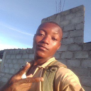 LA vie vie est dure,
 J'espère que j'y arriverai,
 C'est un risque,
 Mais je vais le prendre,
 J'ai l'impression de vivr