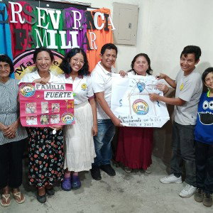 familia fuerte #7