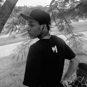 Tizzy 👀😎