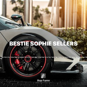 Bestie Sophie Sellers