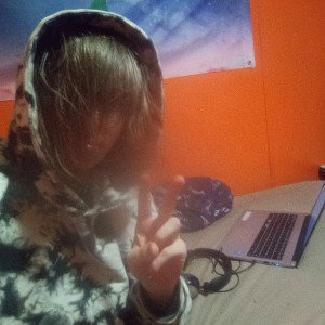  Ur A H0ttie remake  ft Luvroxu ( Sped up)