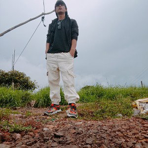 Lumlang Swer 