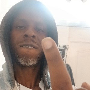 red Alert  Red Alert Red Alert.  they wanna see a ×3 nigga hurt 