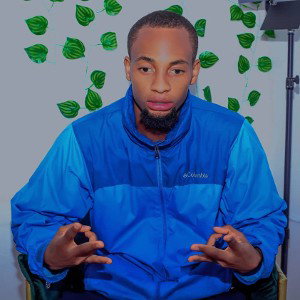 Riding on my moi_Bornboy_wally 