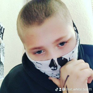 Lil_Henry - never find a guy like me 