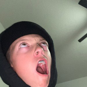 twitch follow me 