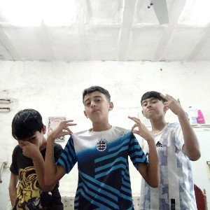 Necesito | 1° del álbum 3×1