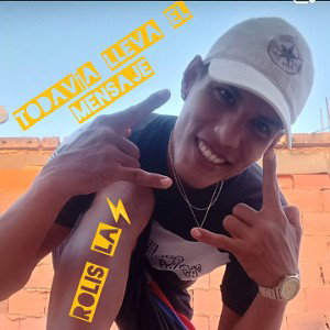 Todavía lleva el mensaje