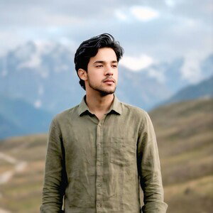 Akhiyan'ch vassde ne Tere pyar de hanju Dil mera ronda ae Karda ae bas aarzoo Kalle beh ke sochan de vich Mukk na jaan e