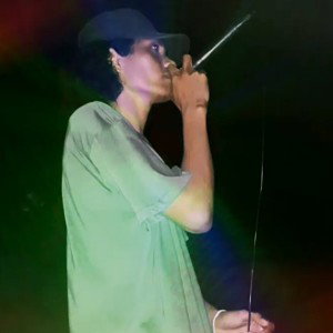  TERLALU JAUH (too far) 