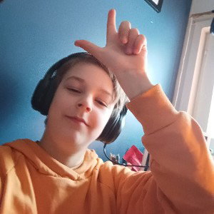 follof me pls gais