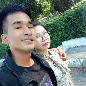 Unknown_Family_-_ဝေးခဲ့သော်_360p_