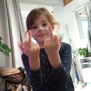 passe pas ce micro ouais ouais